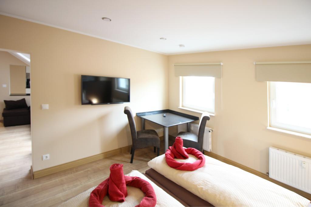 Apartments Roehrstrasse Ваймар Екстериор снимка