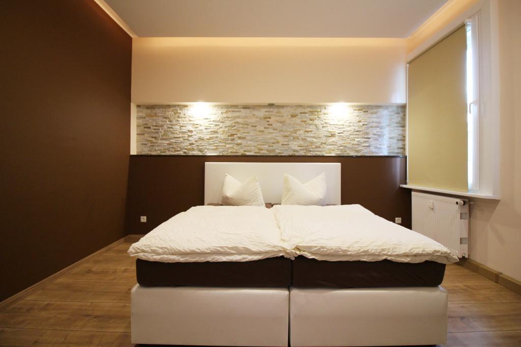 Apartments Roehrstrasse Ваймар Стая снимка